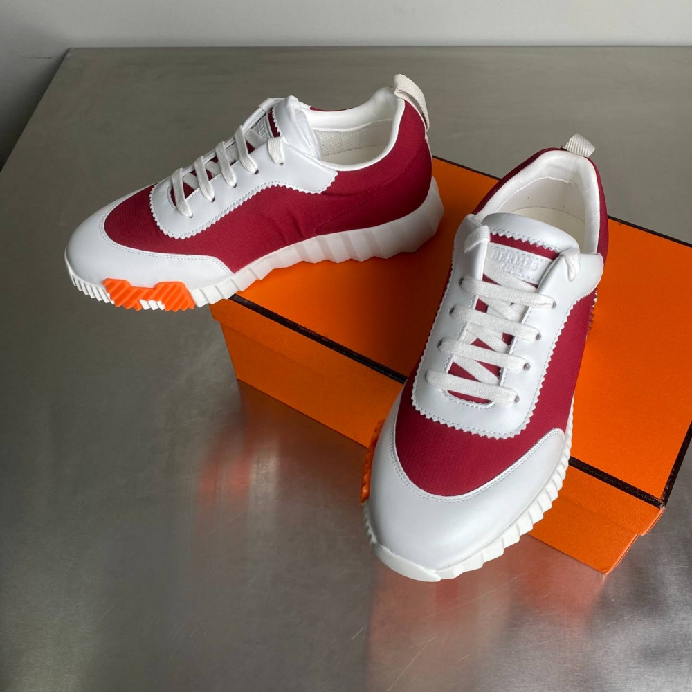 Bouncing sneaker