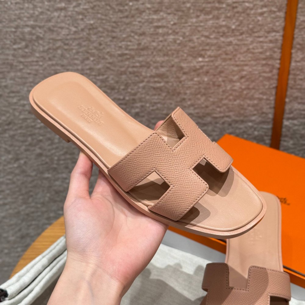 Oran sandal