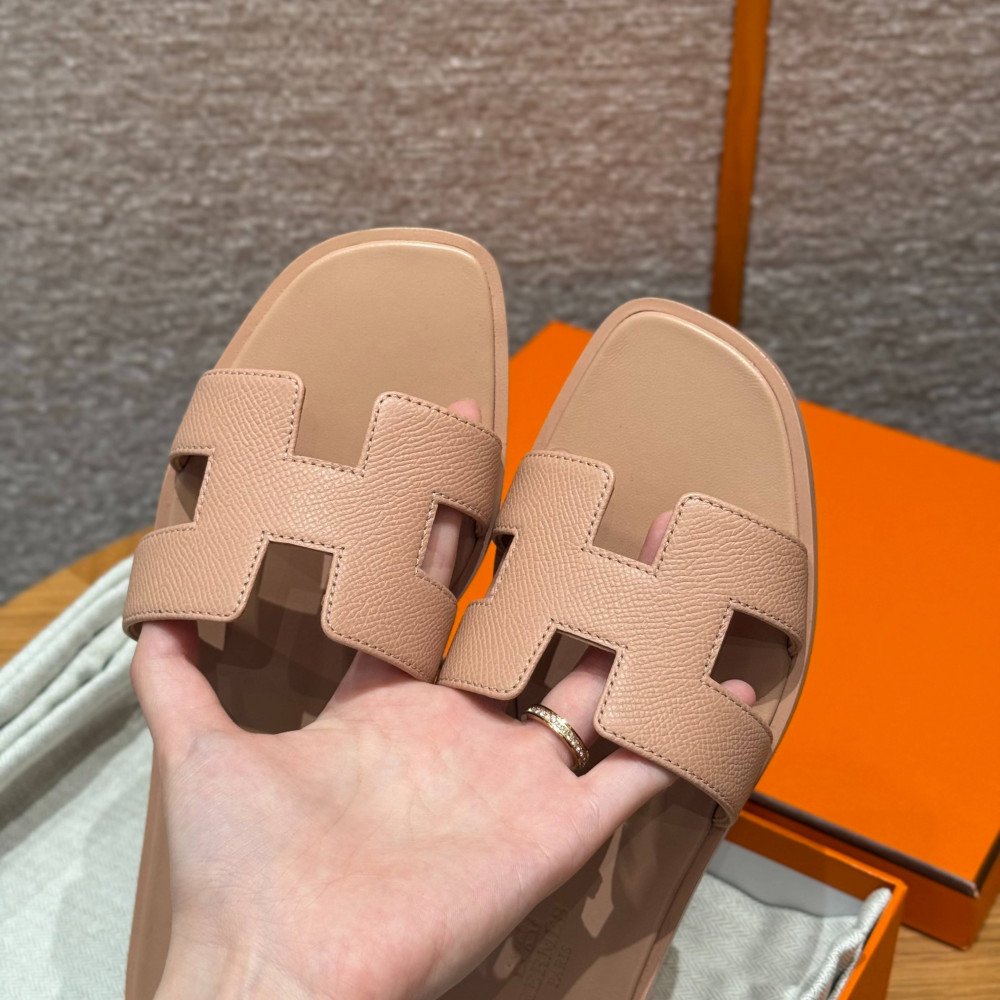 Oran sandal
