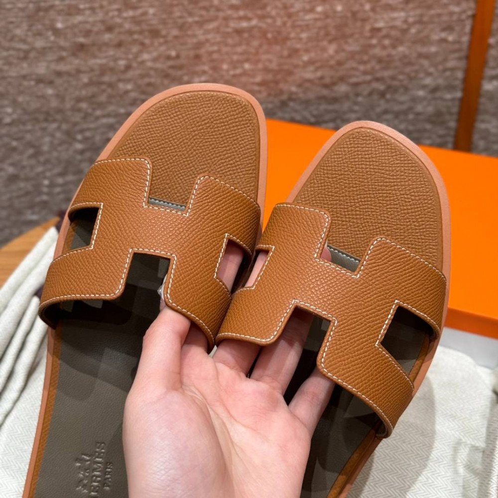 Oran sandal