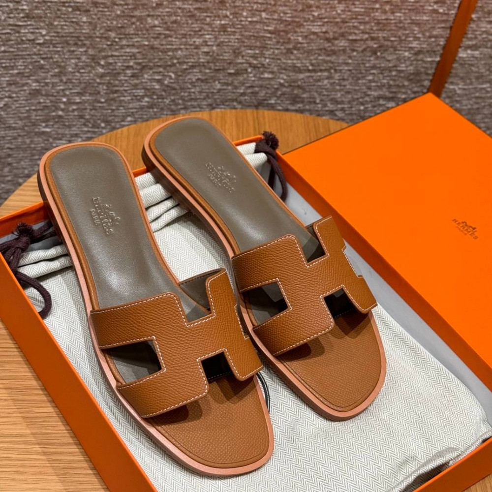 Oran sandal