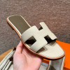 Oran sandal
