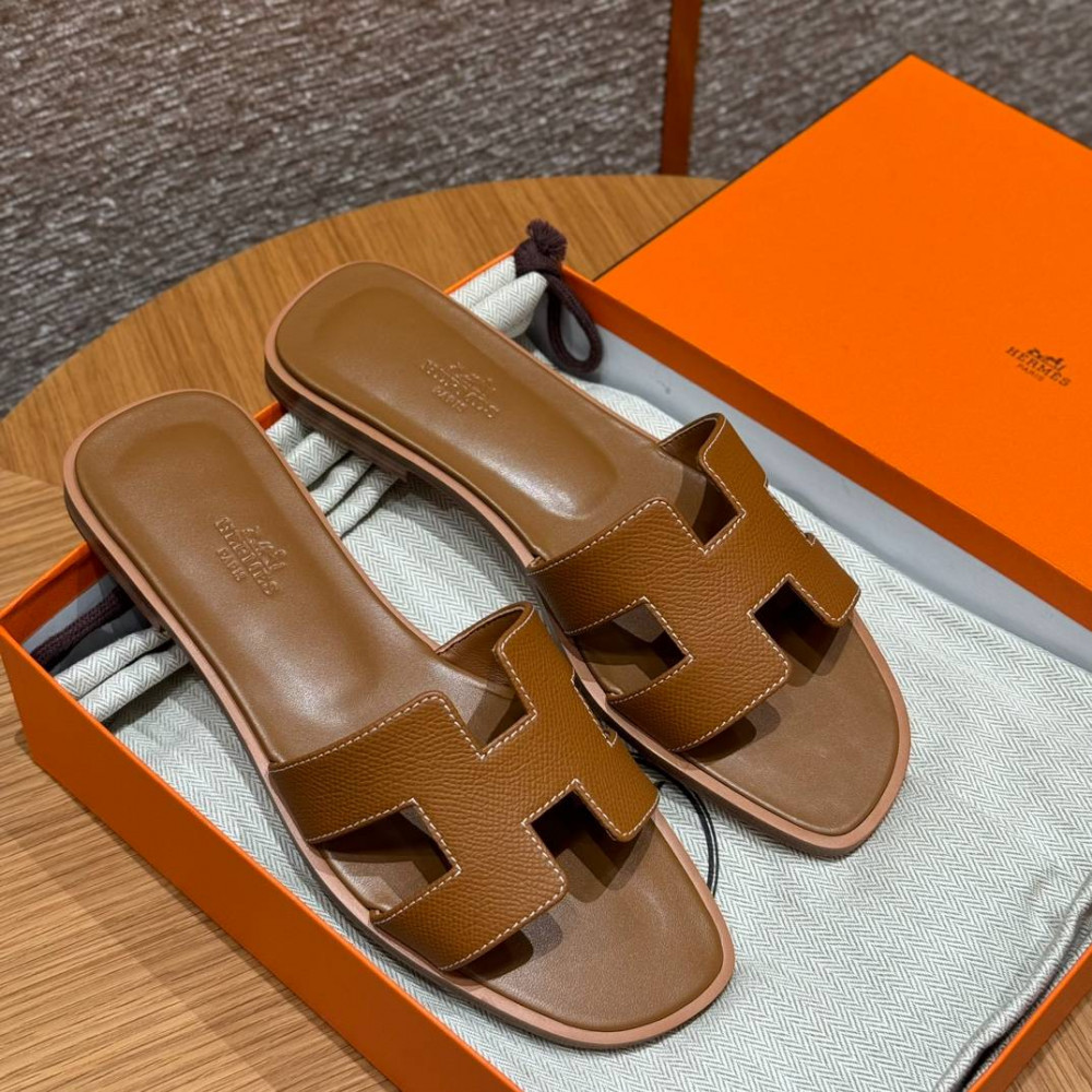 Oran sandal