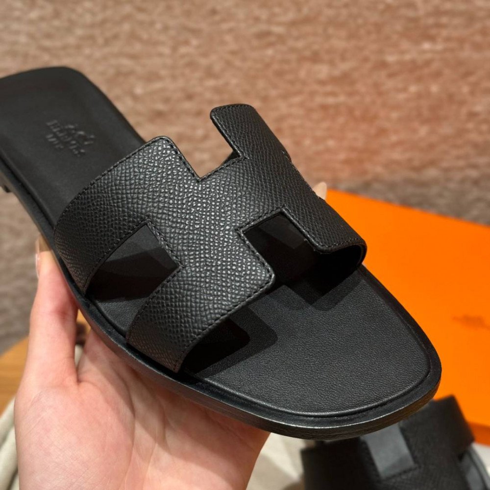 Oran sandal