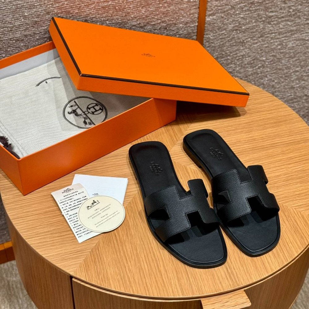 Oran sandal