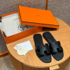 Oran sandal