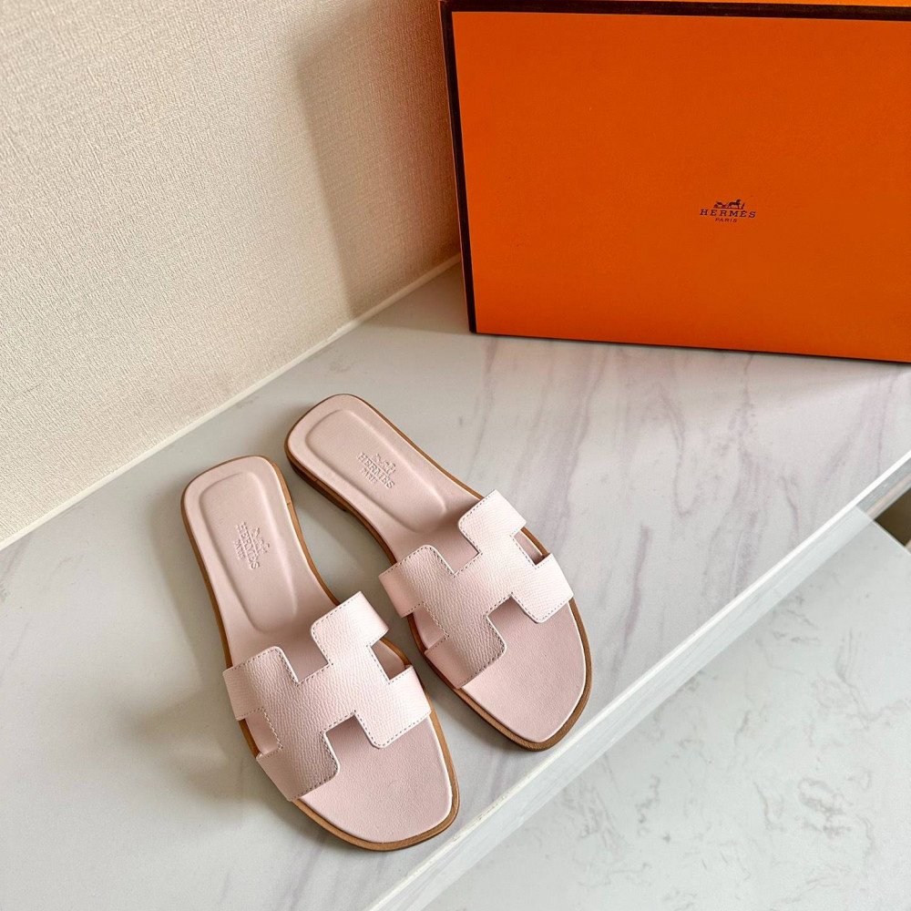 Oran sandal