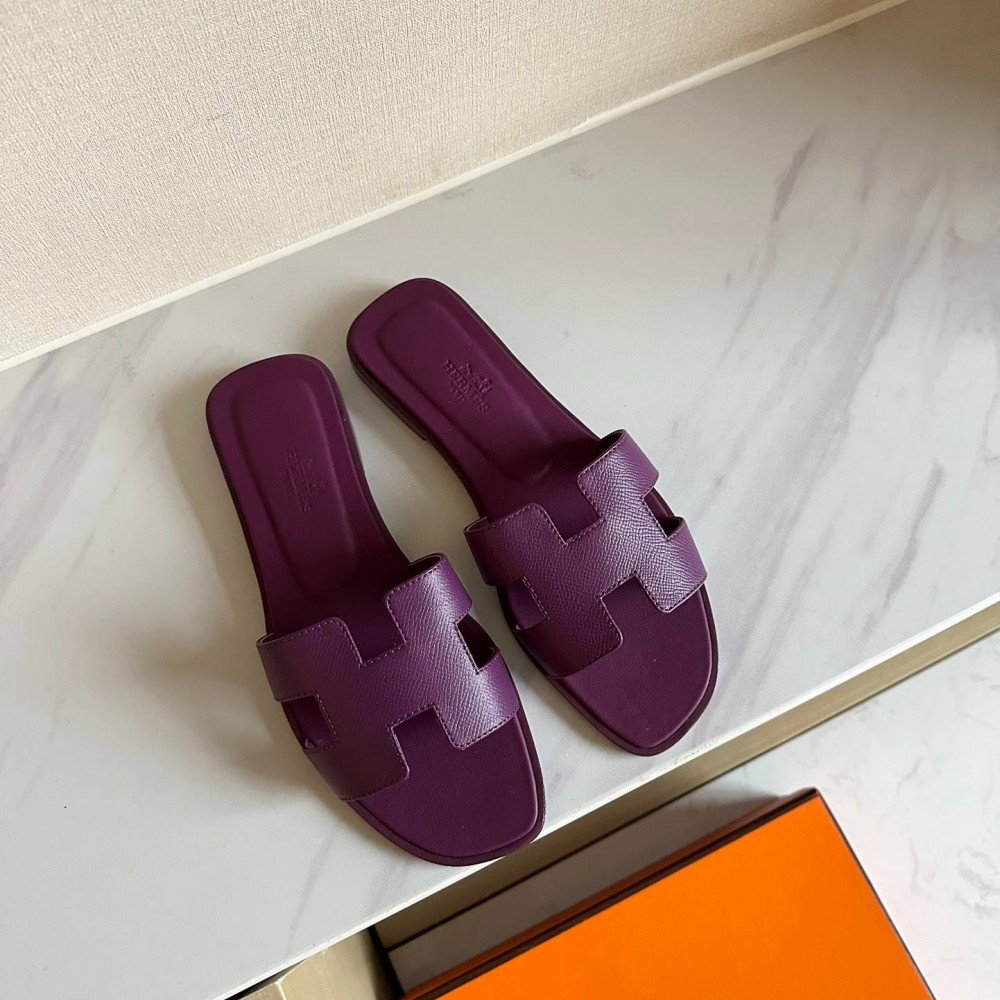 Oran sandal