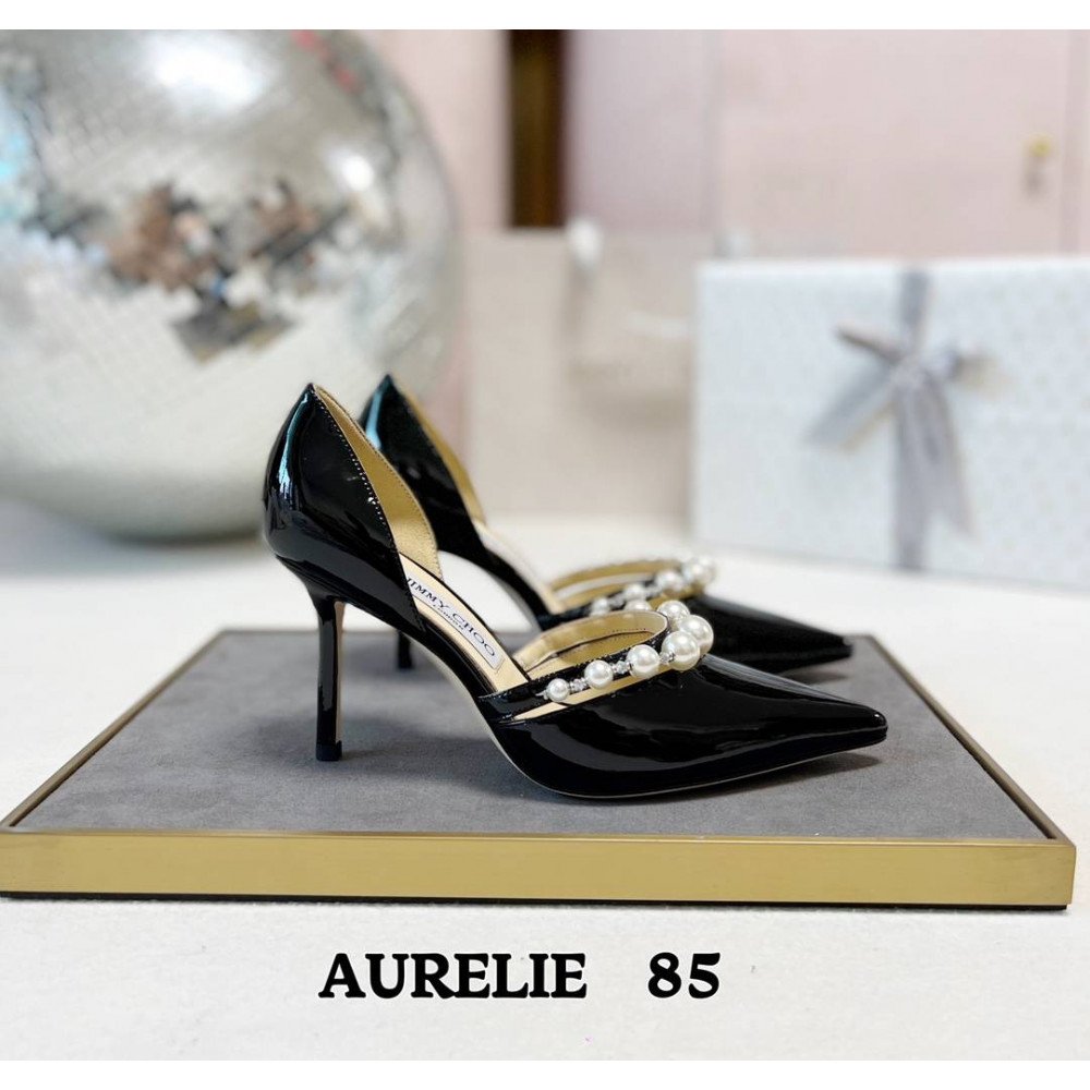 AURELIE 