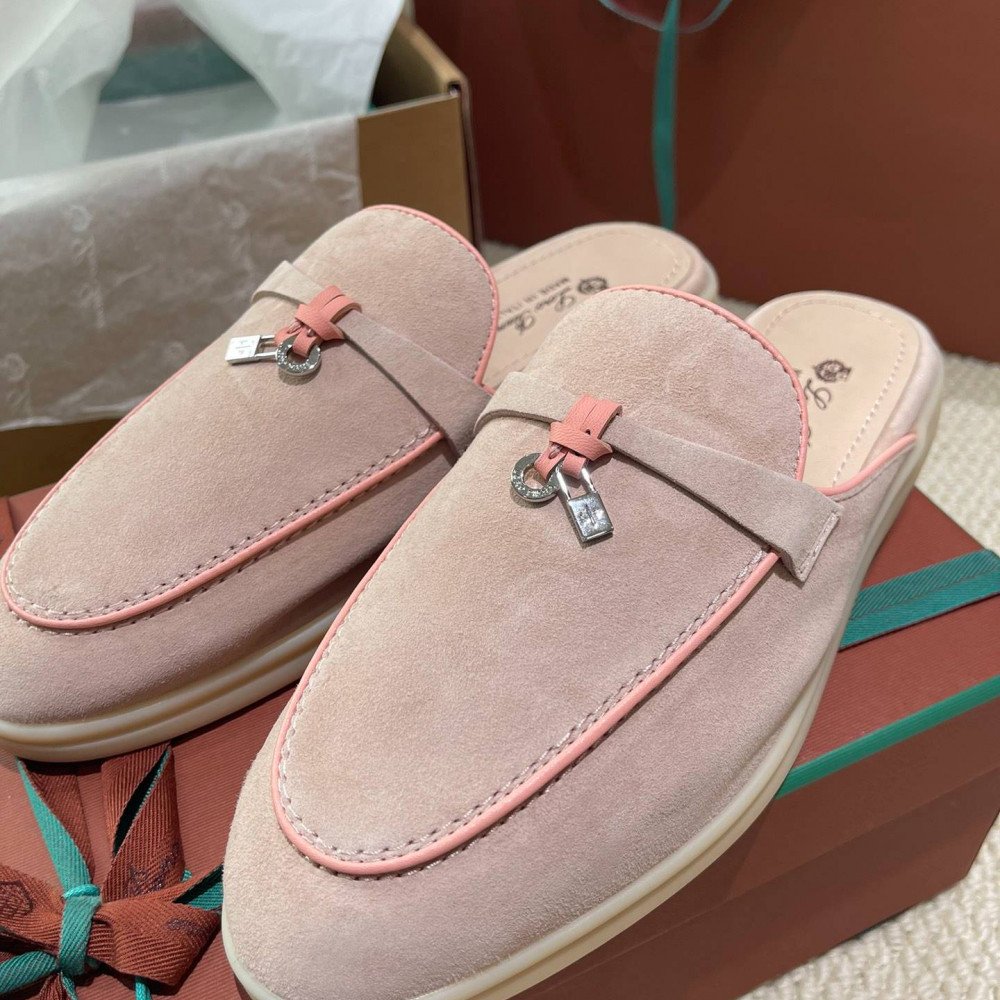 LeFou slippers