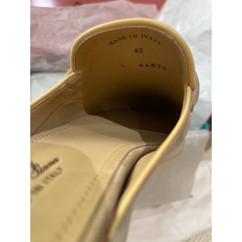 LeFou slippers