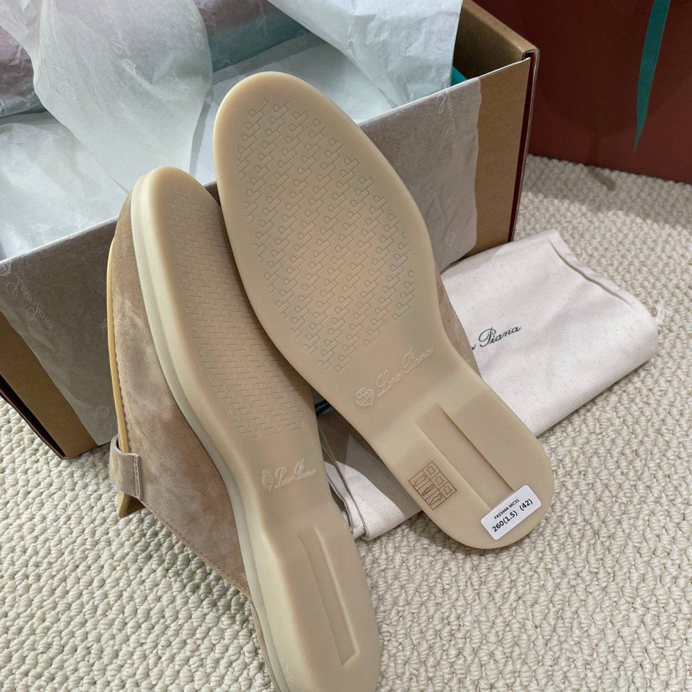 LeFou slippers