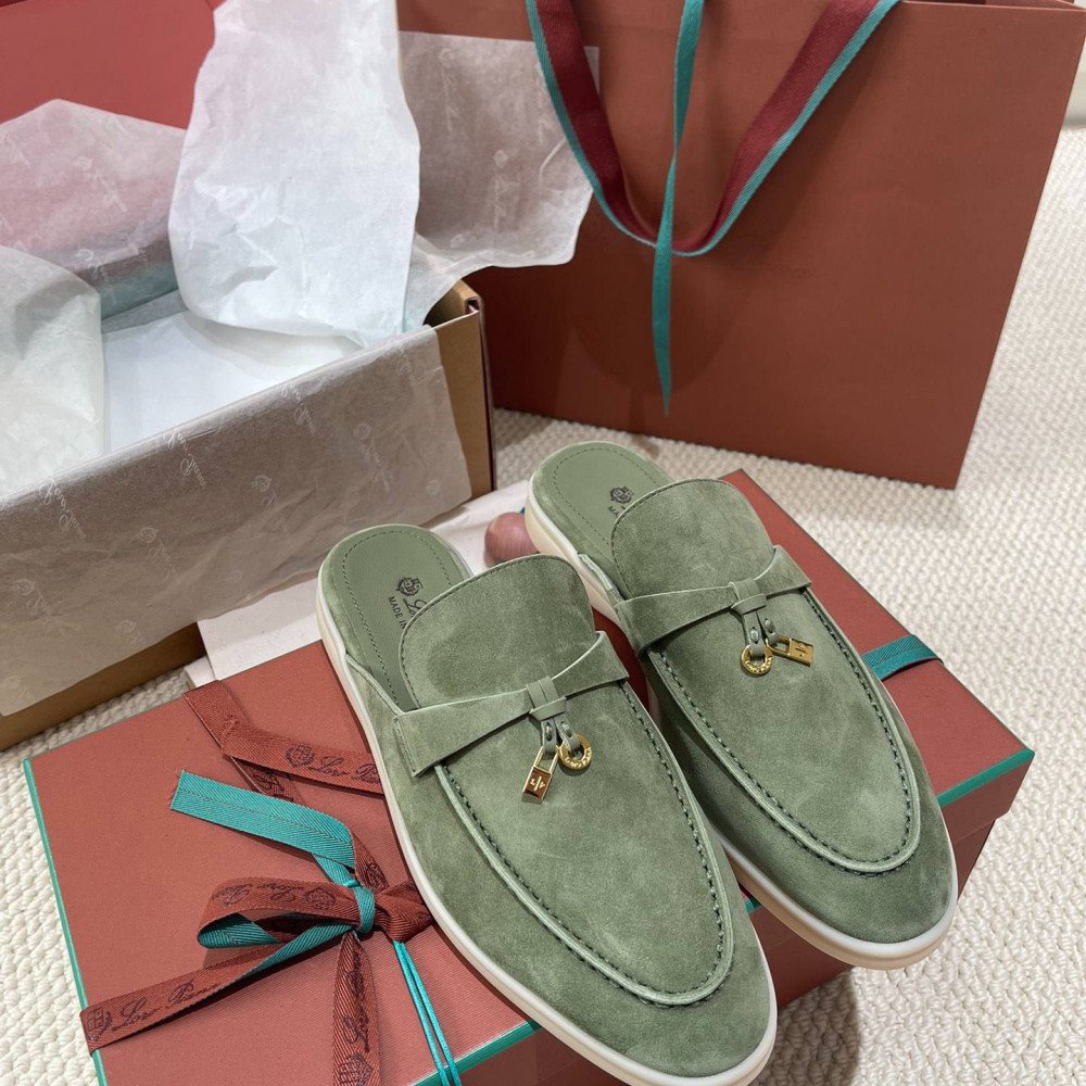 LeFou slippers
