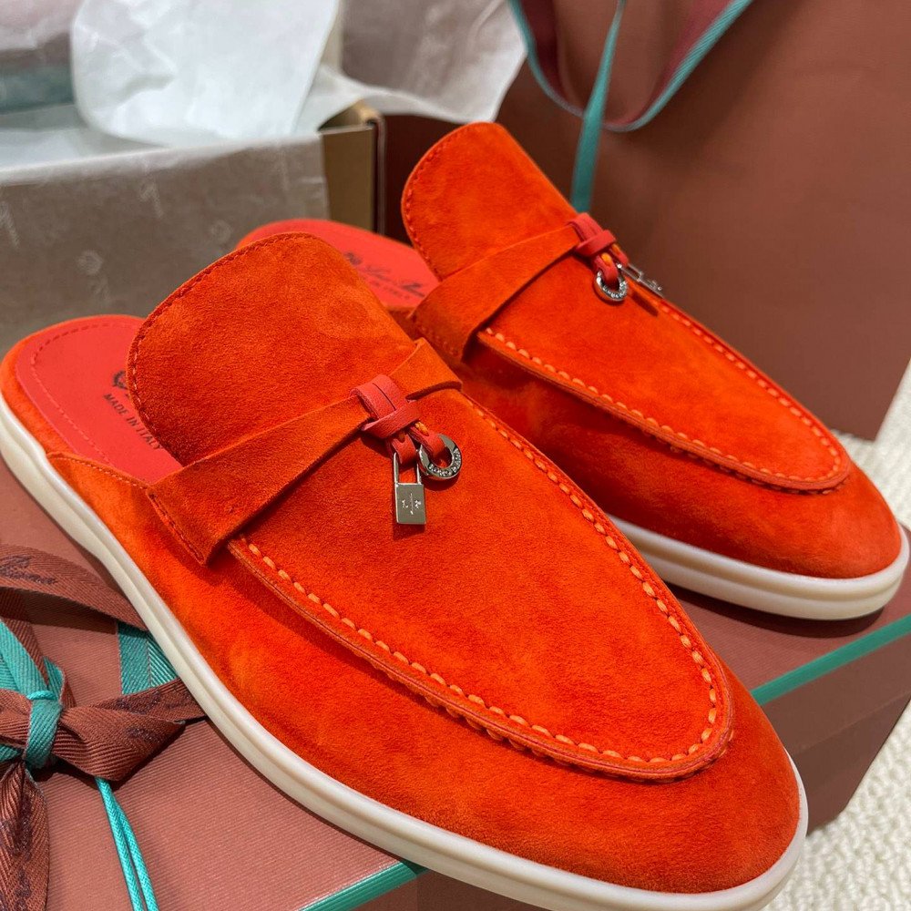 LeFou slippers