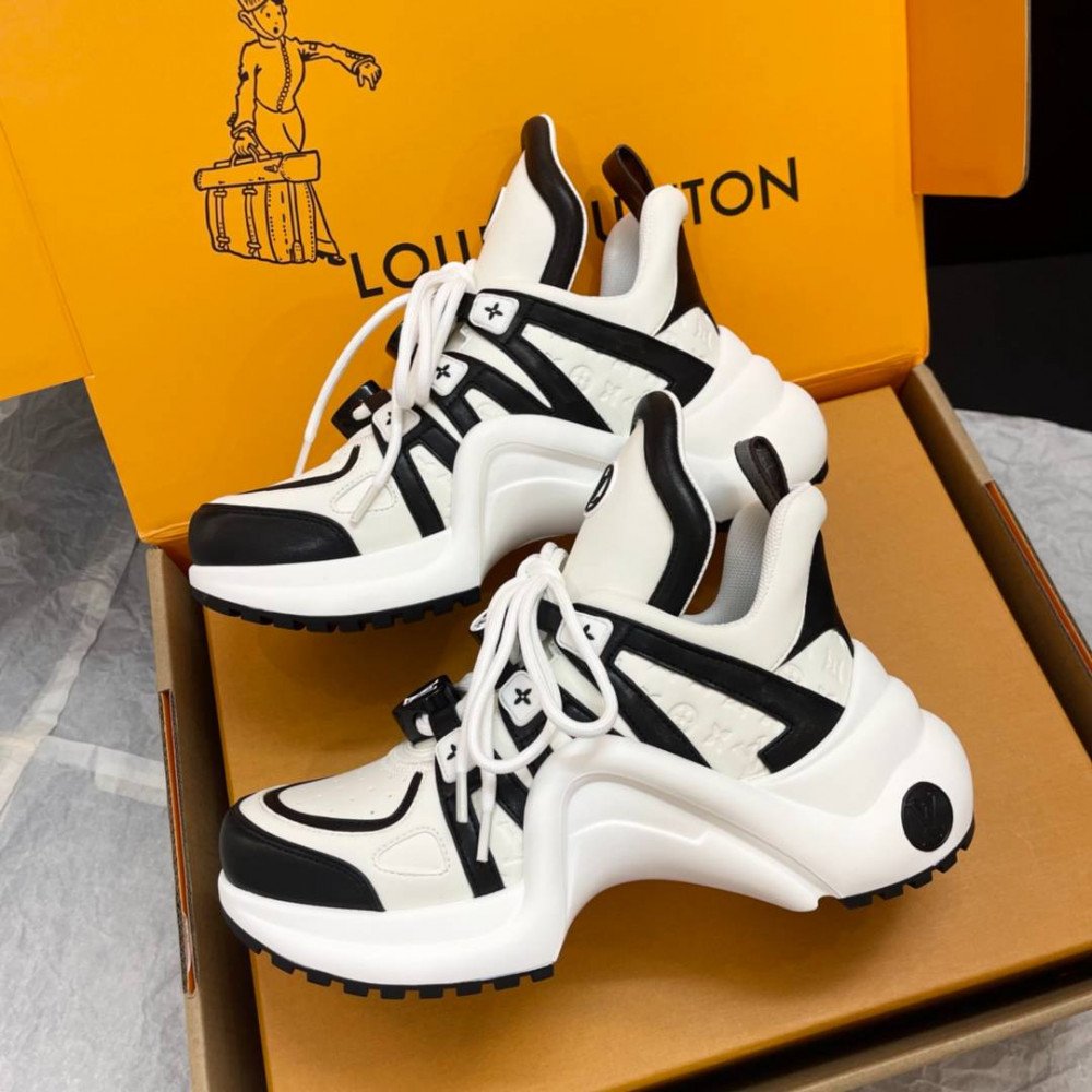 LV Archlight