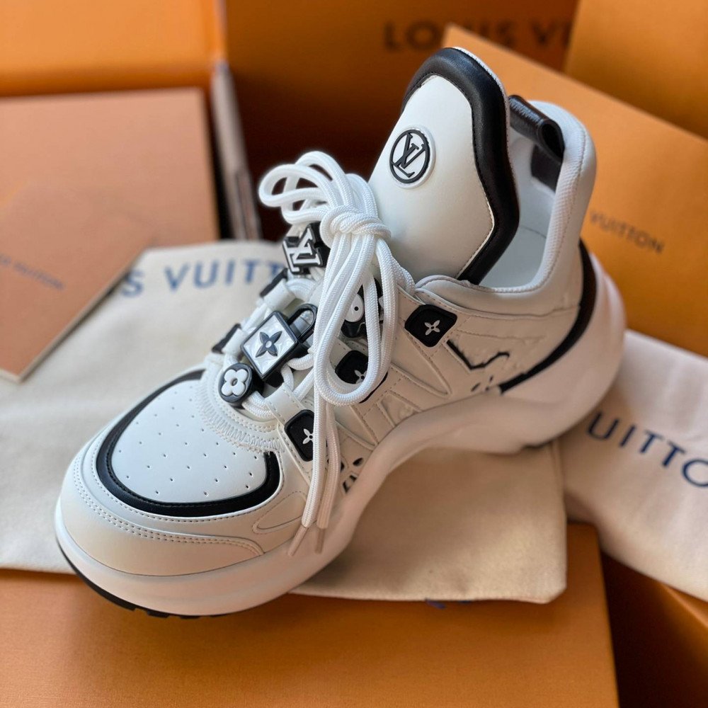 LV Archlight