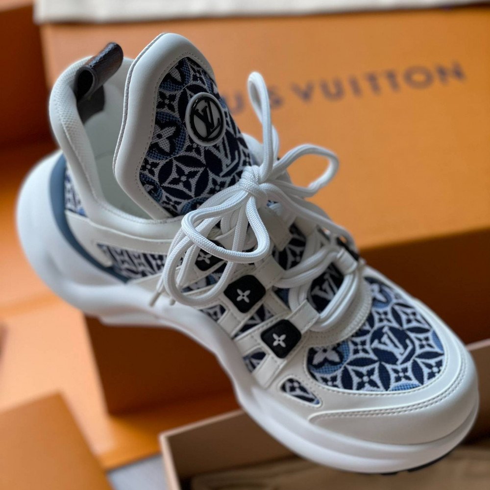 LV Archlight
