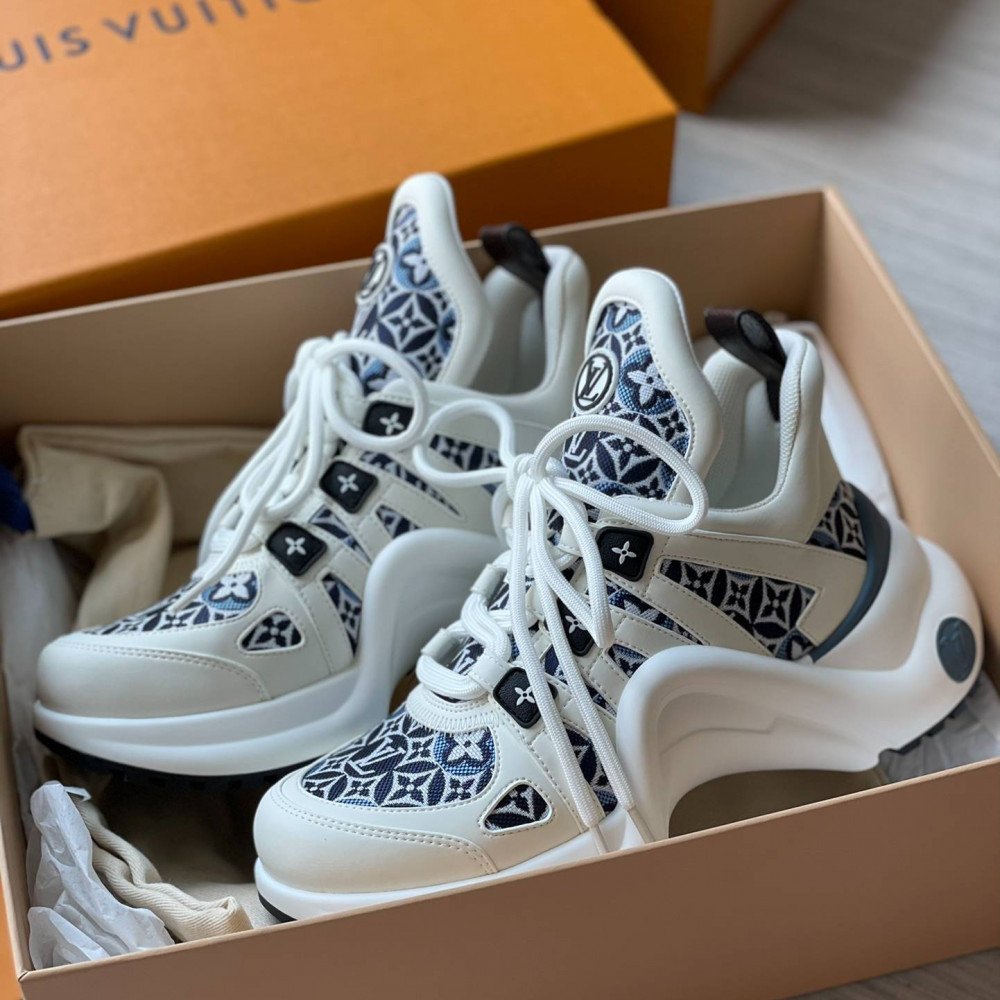 LV Archlight