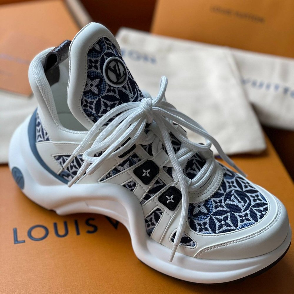 LV Archlight