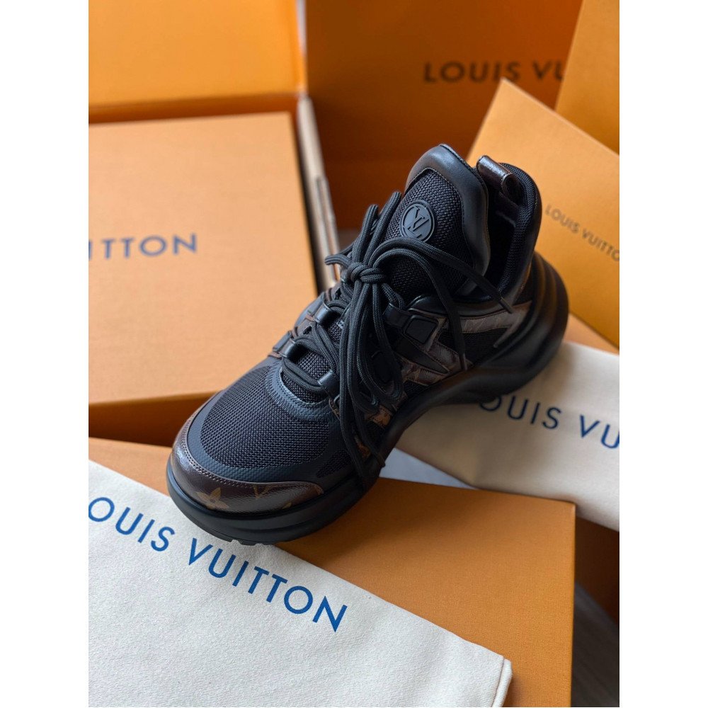 LV Archlight