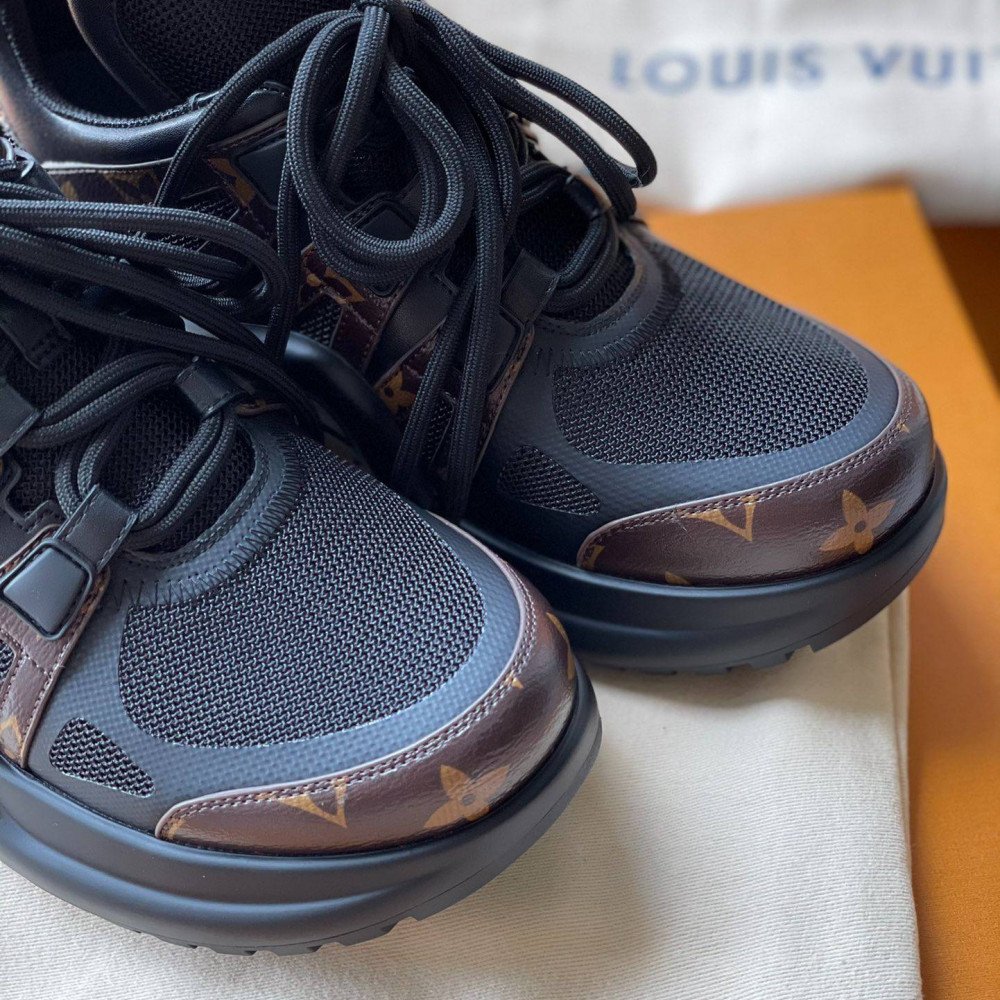 LV Archlight