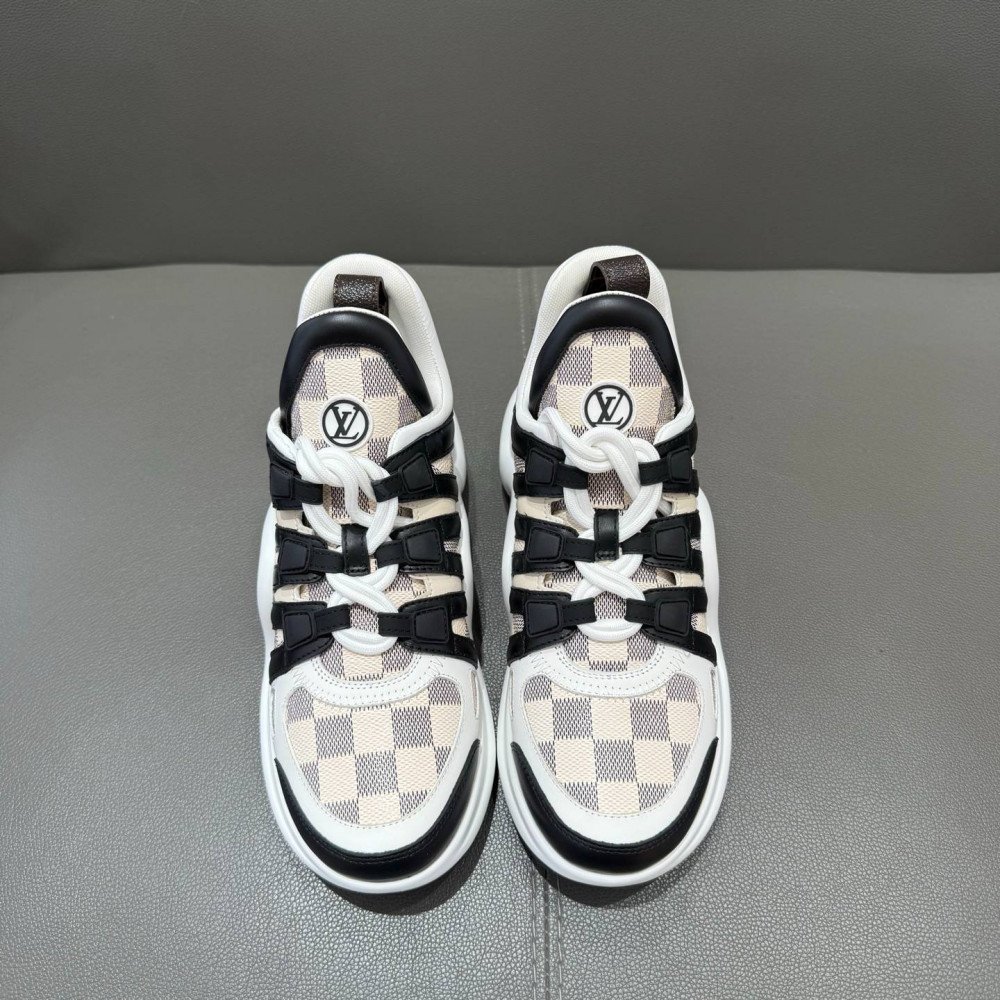 LV Archlight