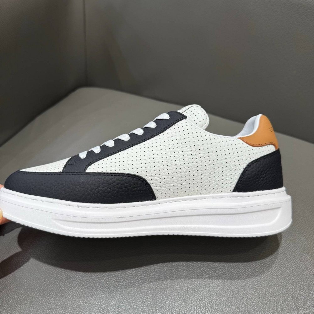 Beverly Hills Sneaker