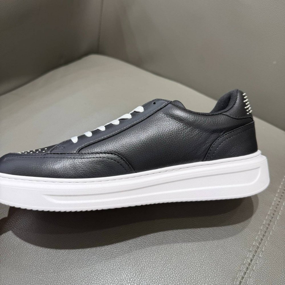 Beverly Hills Sneaker