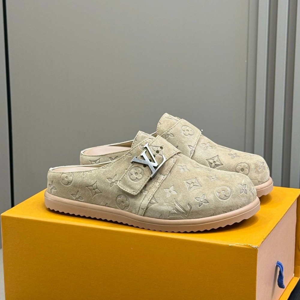 Boken slippers