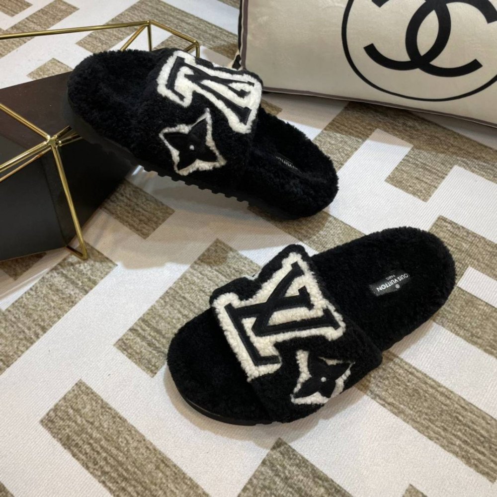 Furry slippers Furry slippers