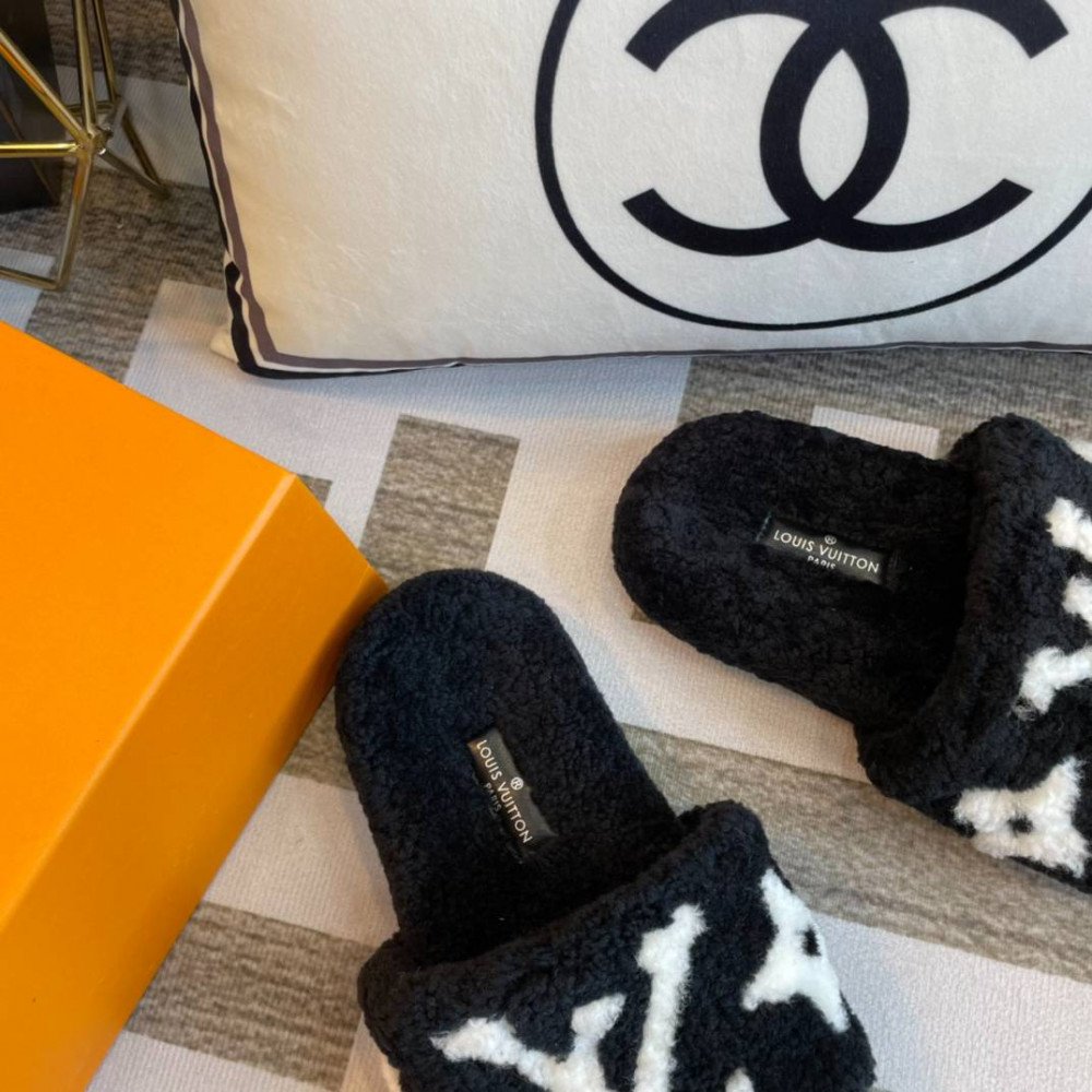 Furry slippers Furry slippers