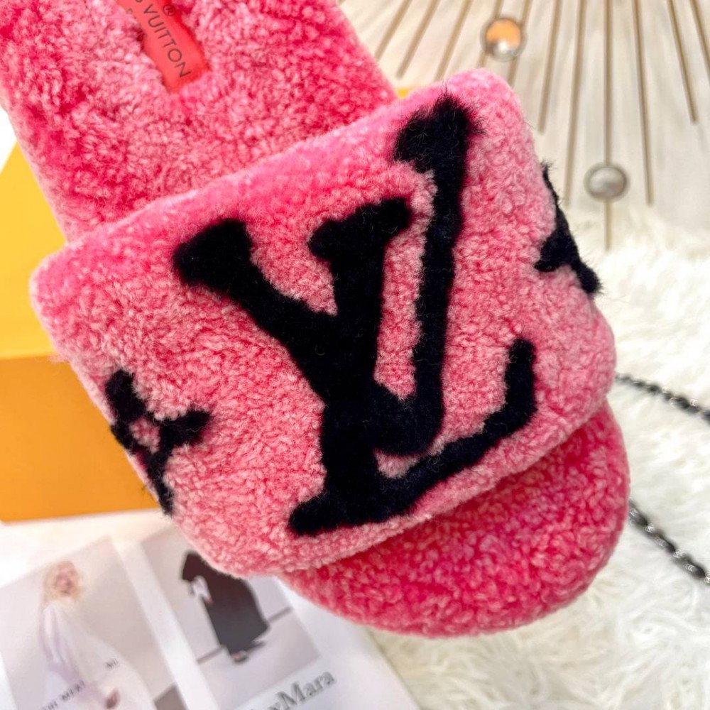Furry slippers Furry slippers
