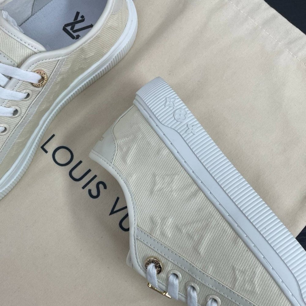 Lagoon Sneaker