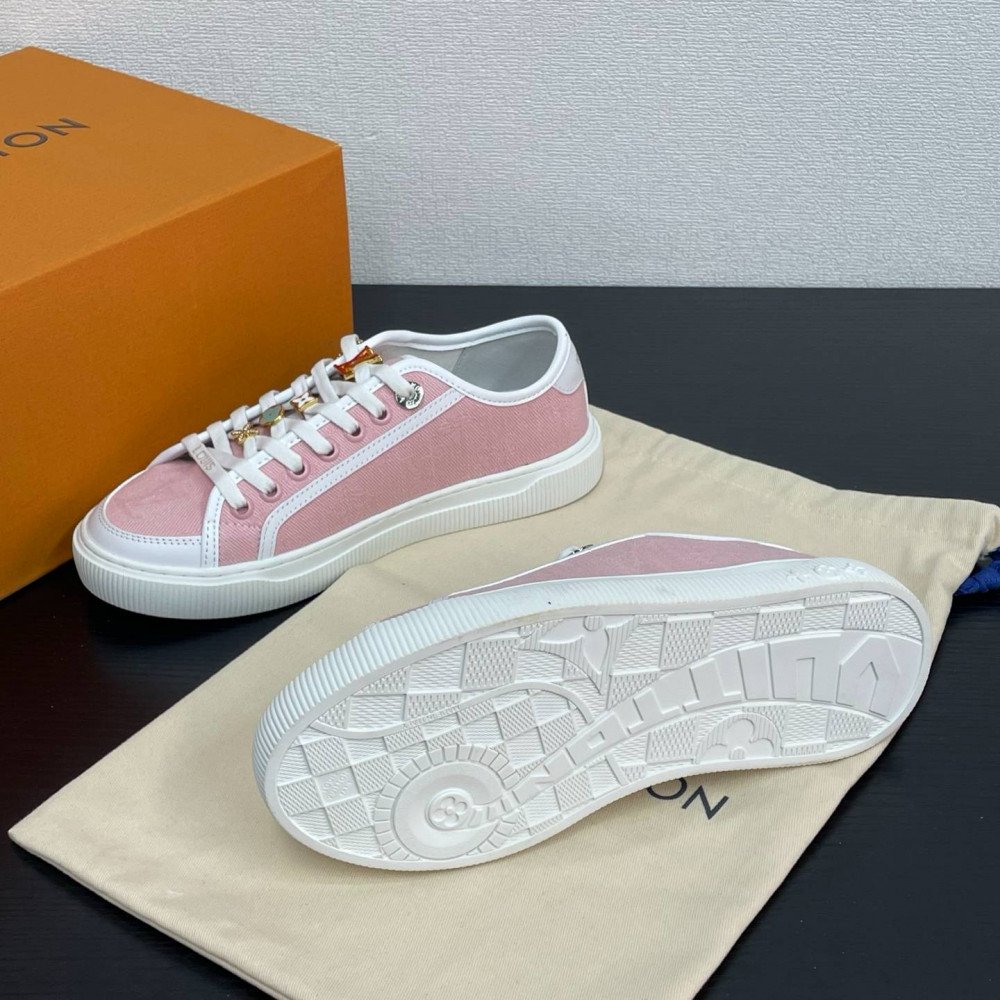 Lagoon Sneaker