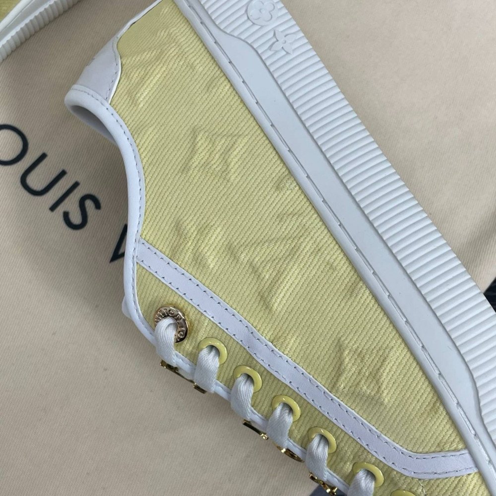 Lagoon Sneaker