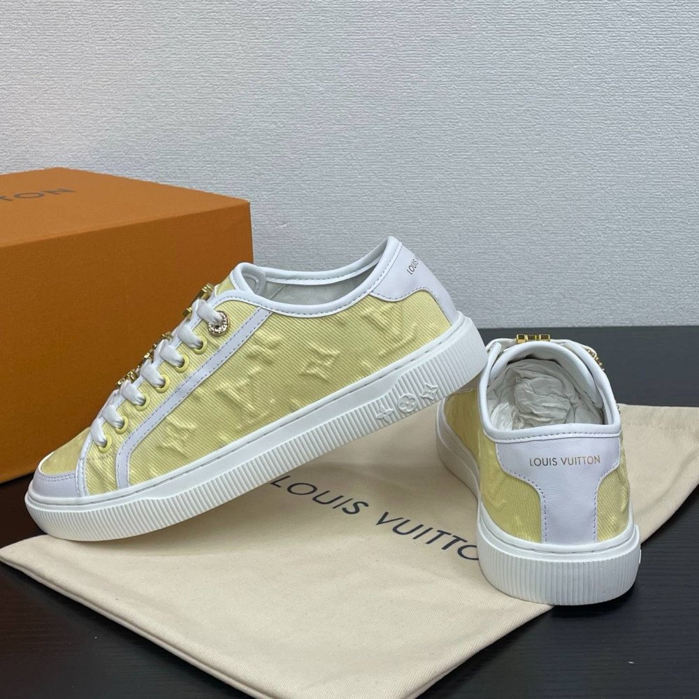 Lagoon Sneaker