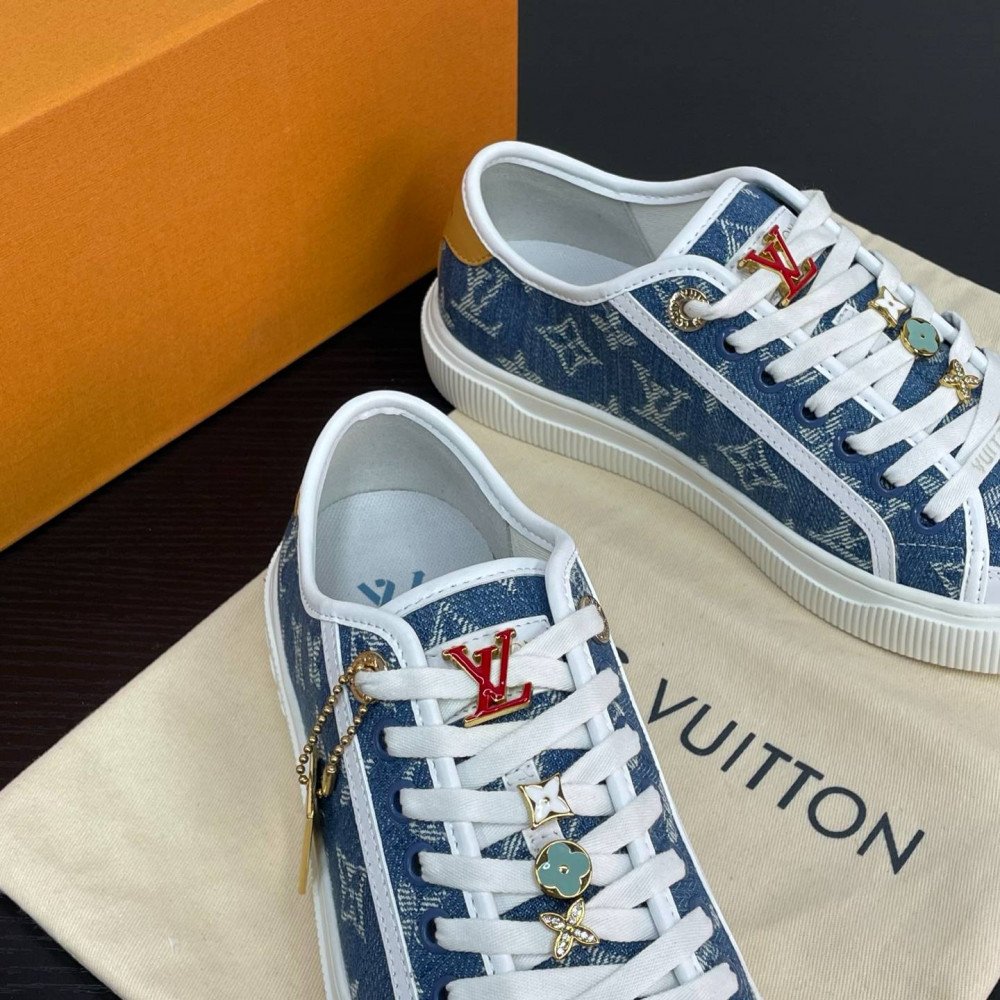 Lagoon Sneaker