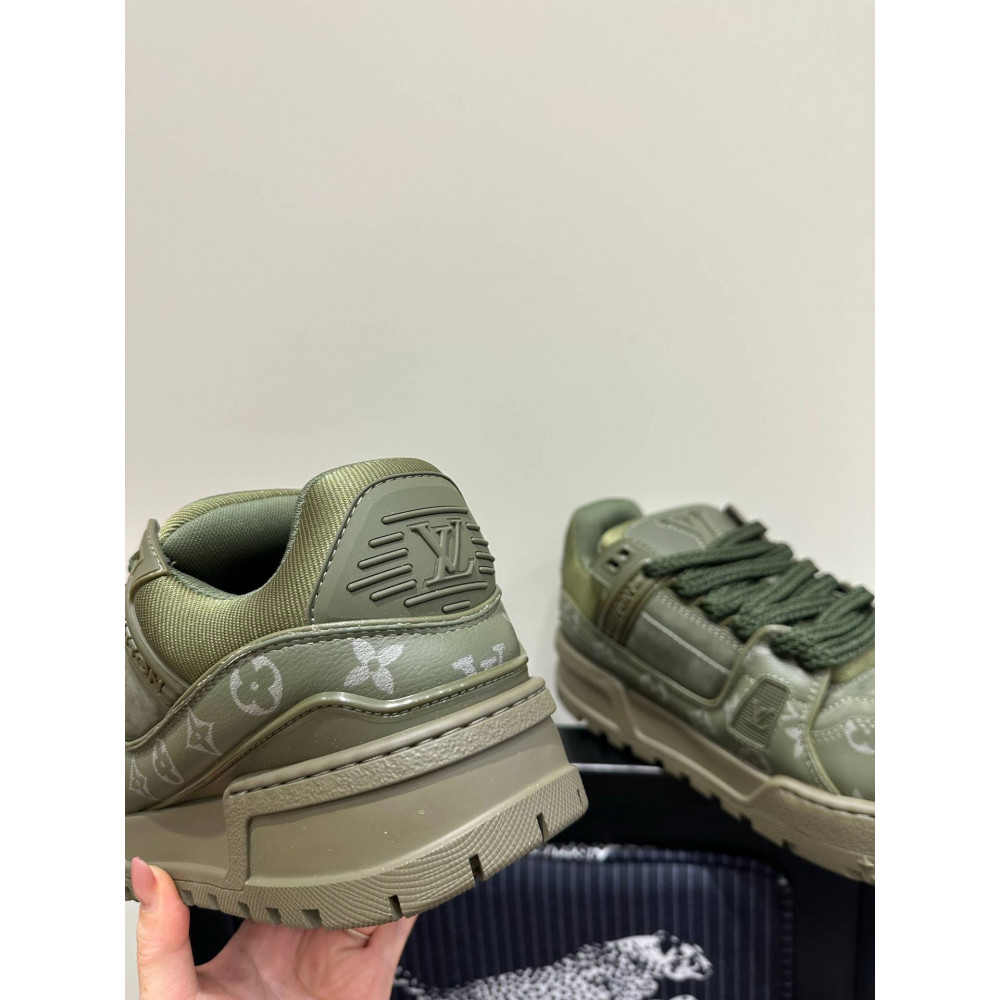 LV MAX Trainer Sneaker