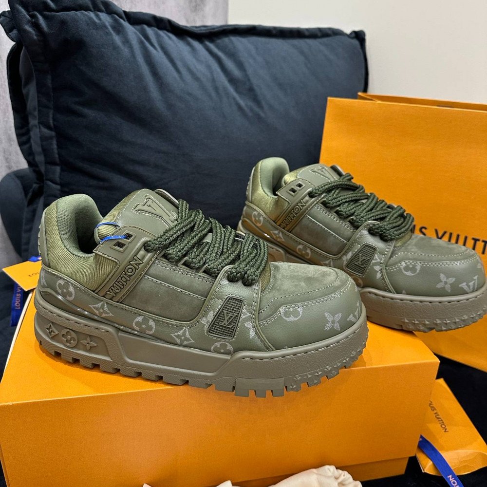 LV MAX Trainer Sneaker LV MAX Trainer Sneaker