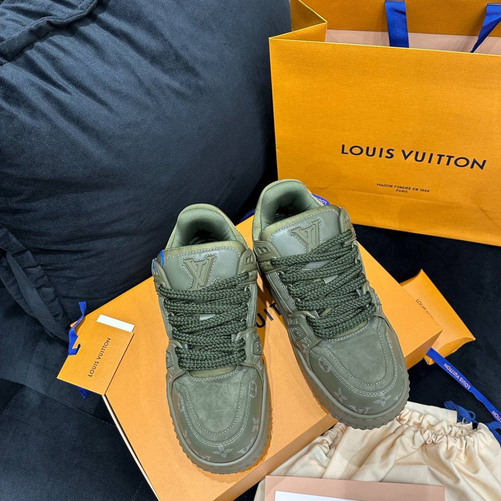 LV MAX Trainer Sneaker LV MAX Trainer Sneaker