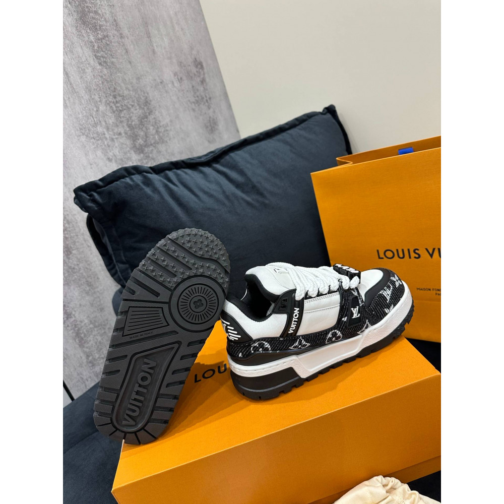 LV MAX Trainer Sneaker LV MAX Trainer Sneaker