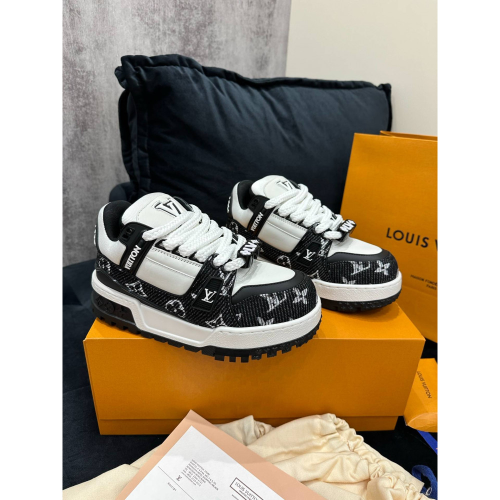 LV MAX Trainer Sneaker LV MAX Trainer Sneaker