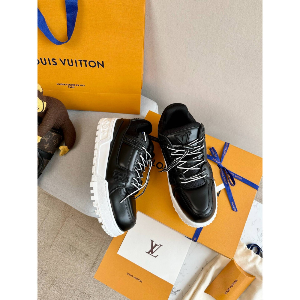 LV MAX Trainer Sneaker