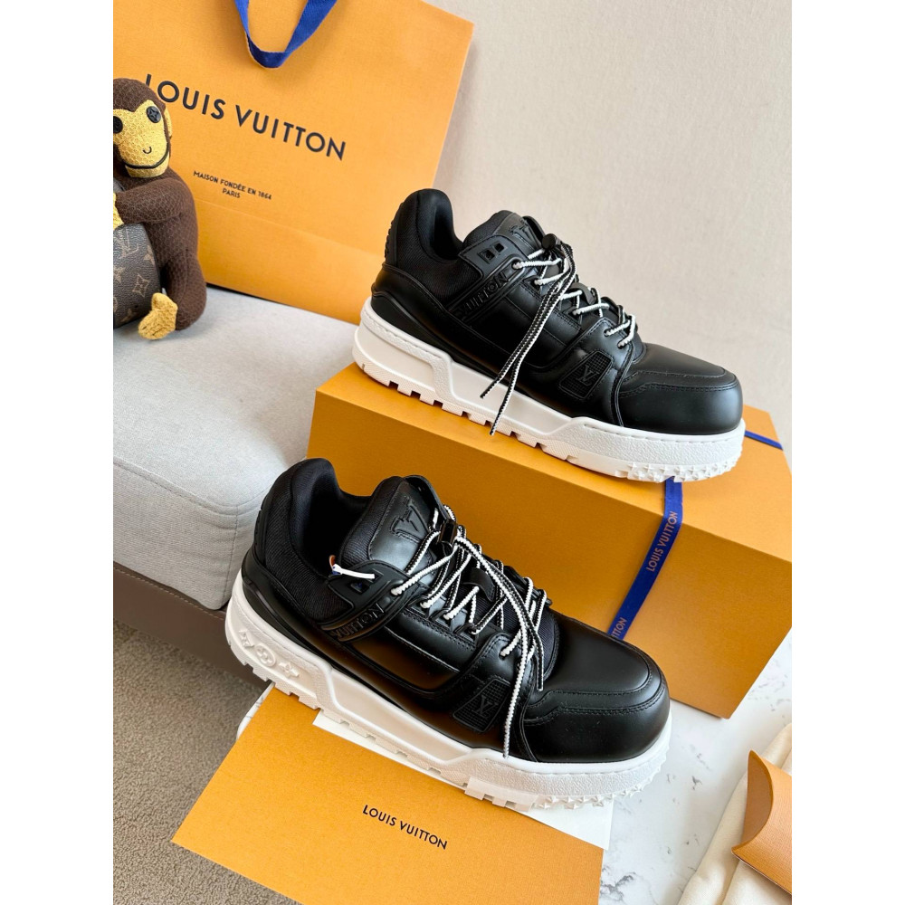 LV MAX Trainer Sneaker