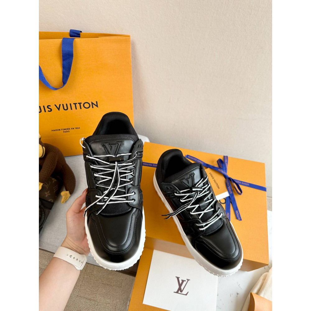 LV MAX Trainer Sneaker