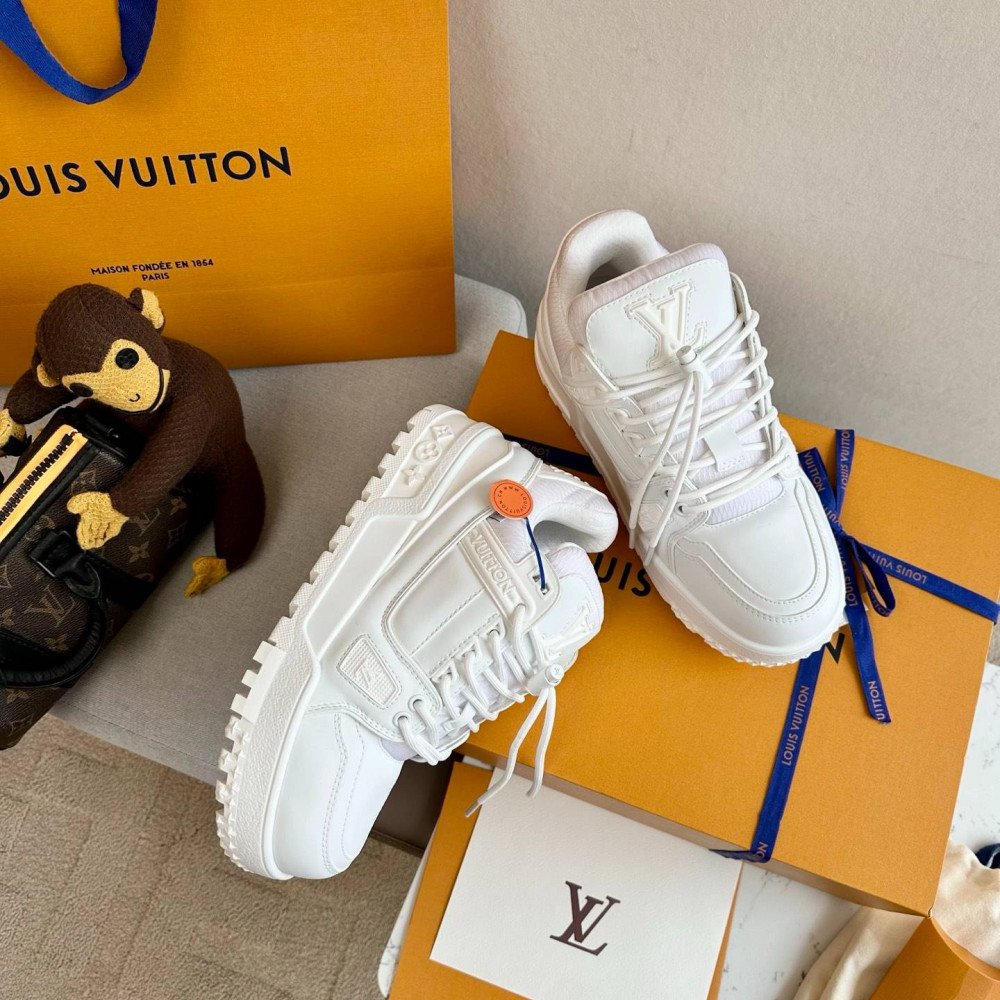 LV MAX Trainer Sneaker LV MAX Trainer Sneaker