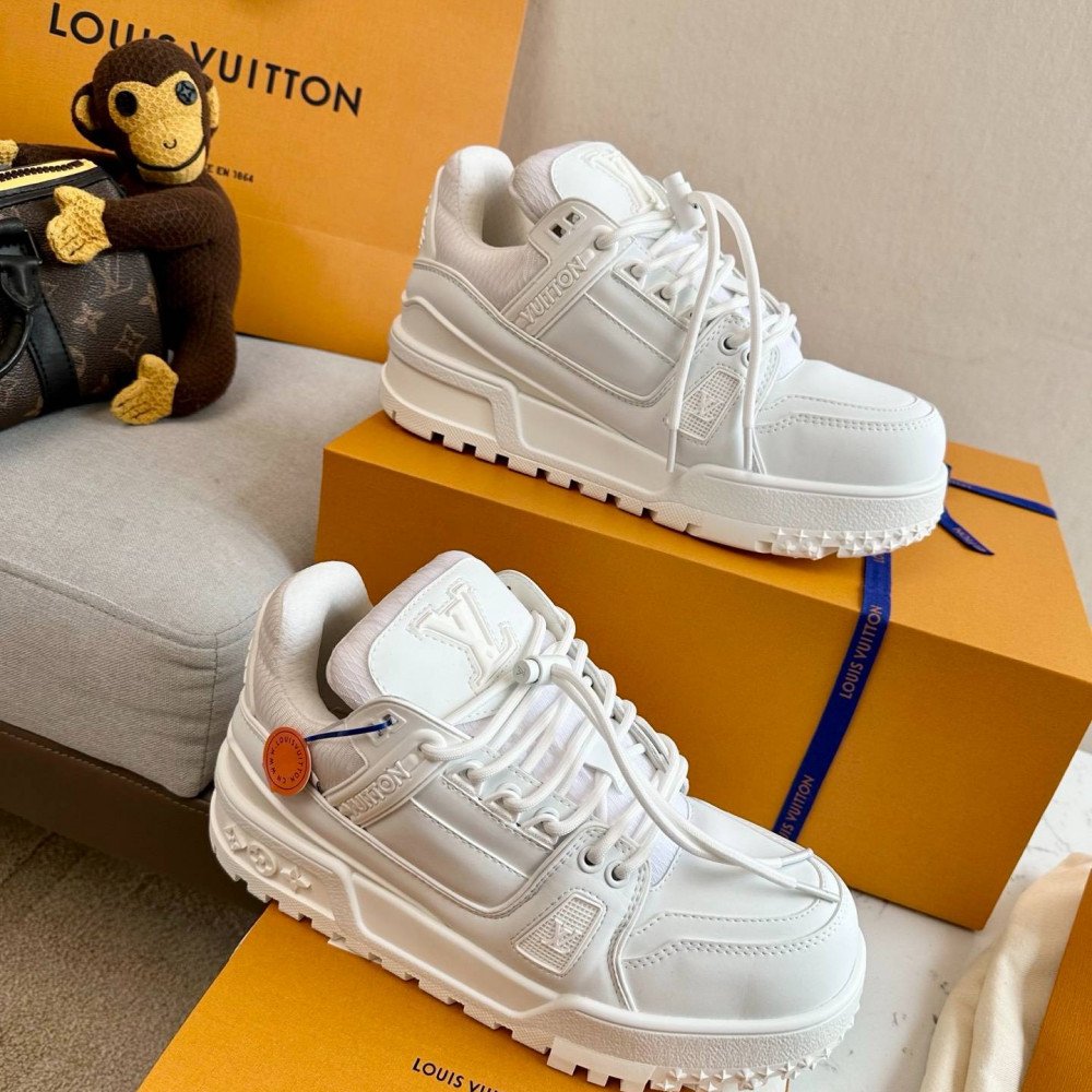 LV MAX Trainer Sneaker LV MAX Trainer Sneaker