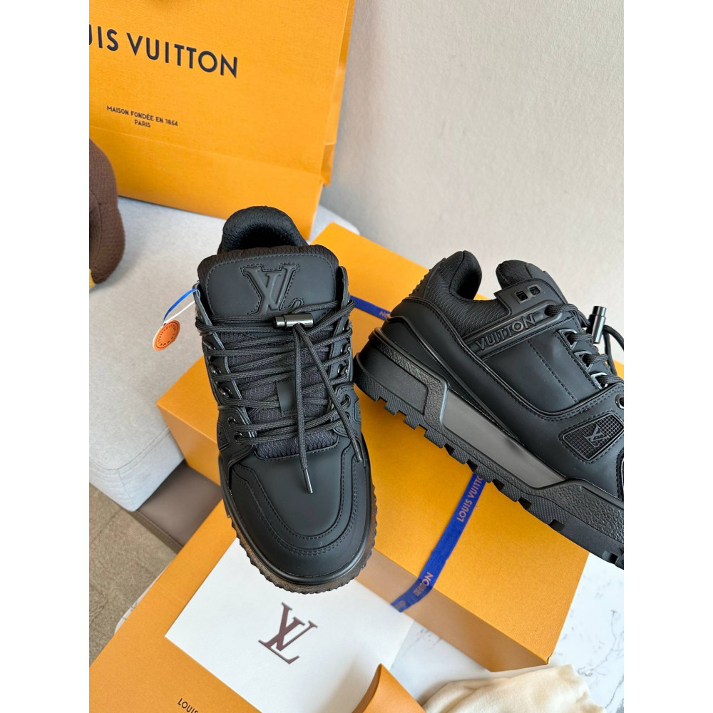 LV MAX Trainer Sneaker