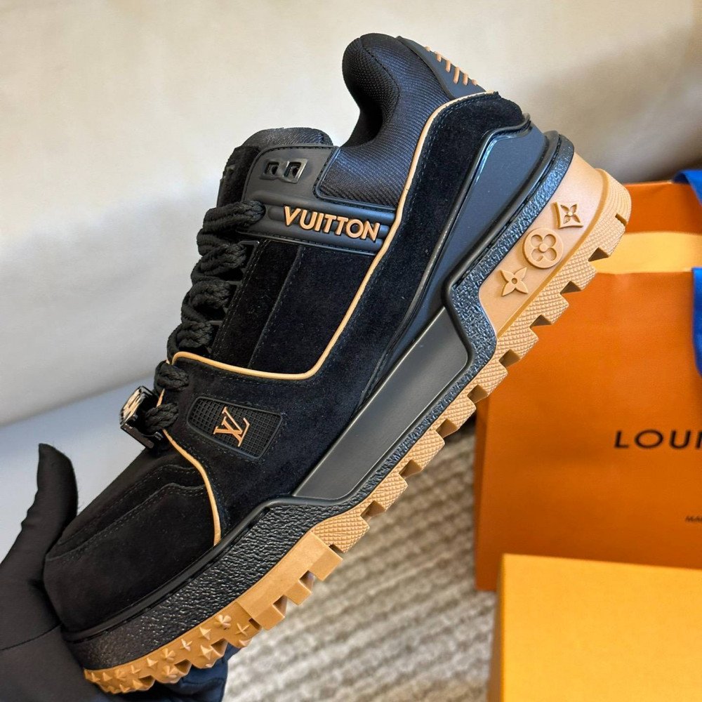 LV MAX Trainer Sneaker LV MAX Trainer Sneaker