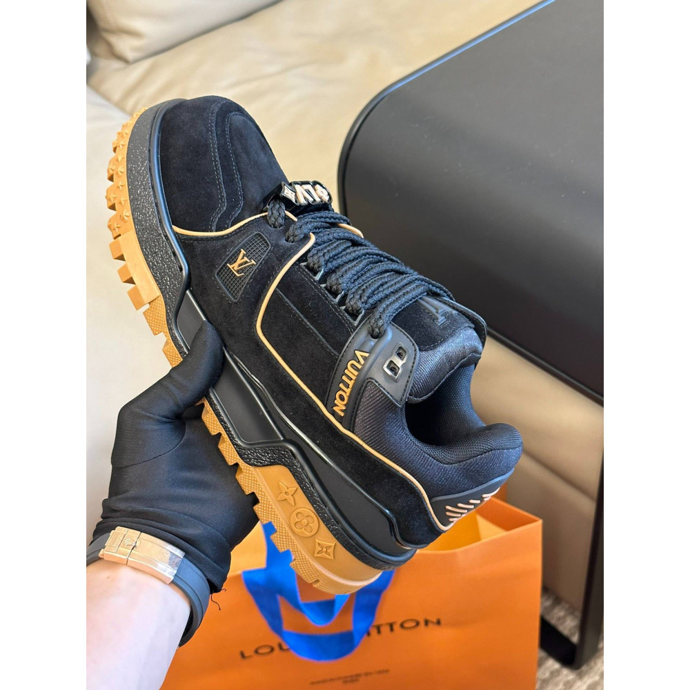 LV MAX Trainer Sneaker